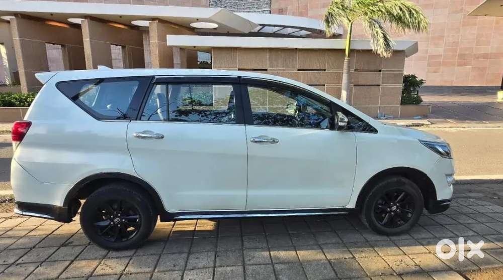 Toyota Innova Crysta 2018 Diesel 99500 Km Driven