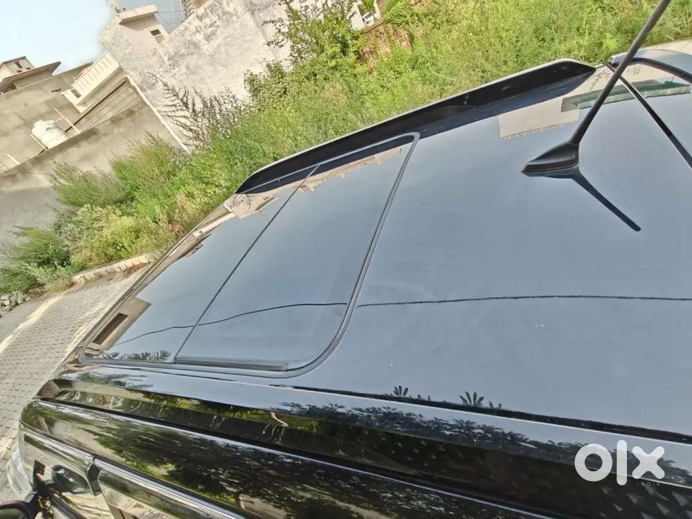 Mahindra Xuv 3xo 2025 Ax5l