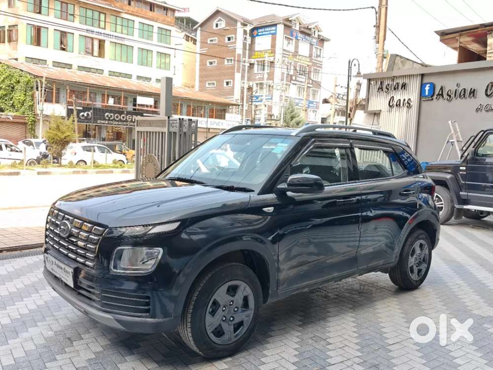 Hyundai Venue S 1.2 Petrol, 2024, Petrol