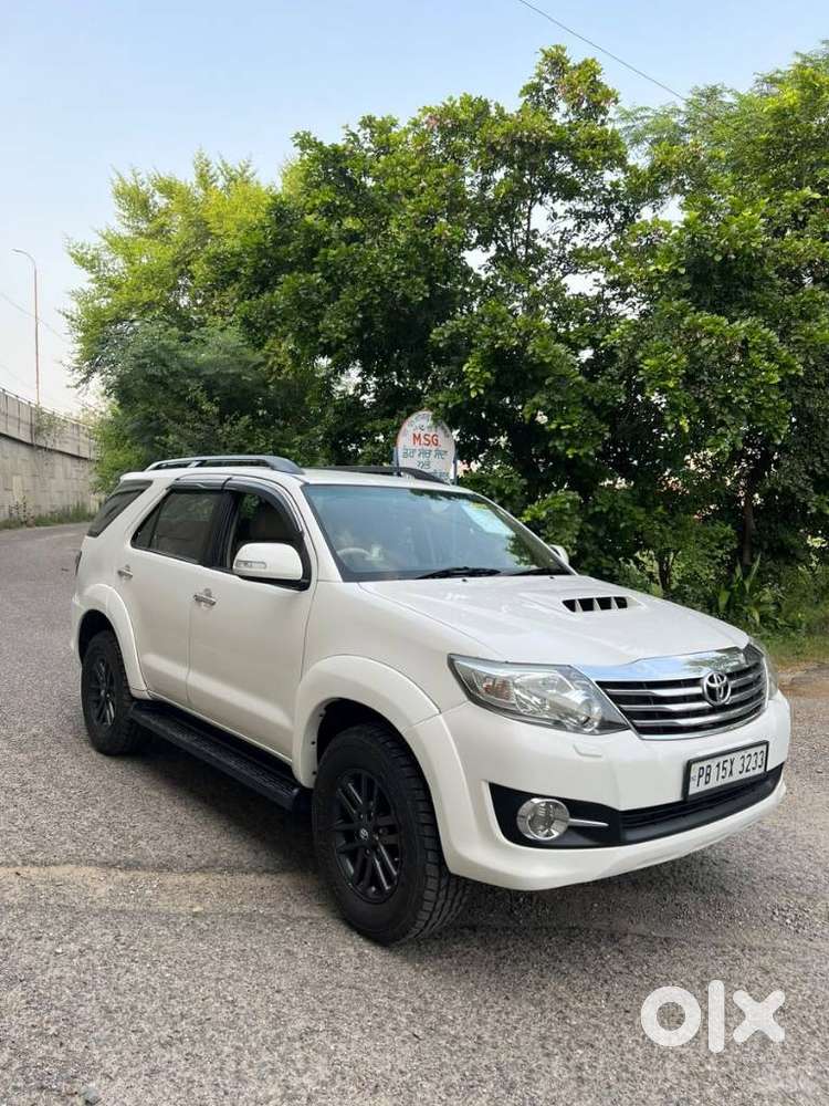 Toyota Fortuner 3.0 4x2 Mt, 2015, Diesel