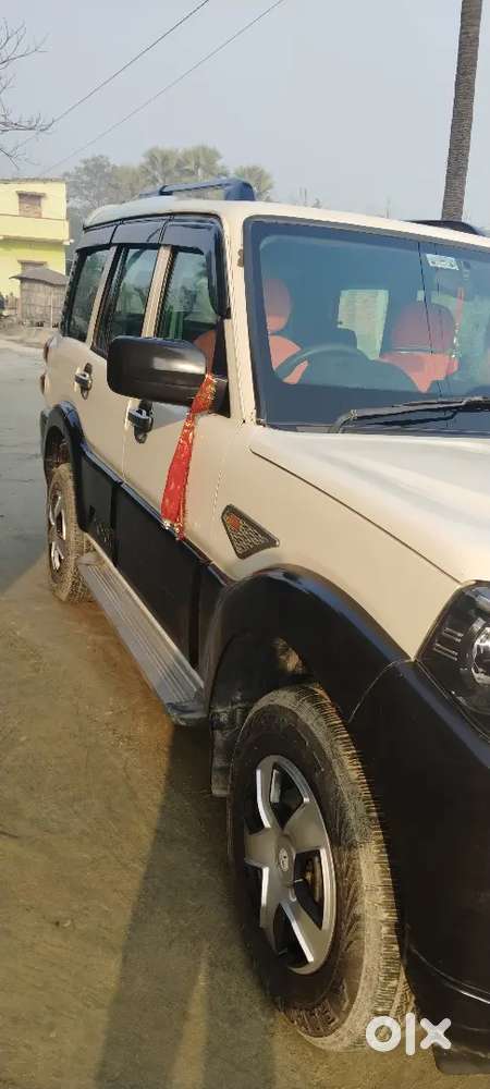 Mahindra Scorpio 2017