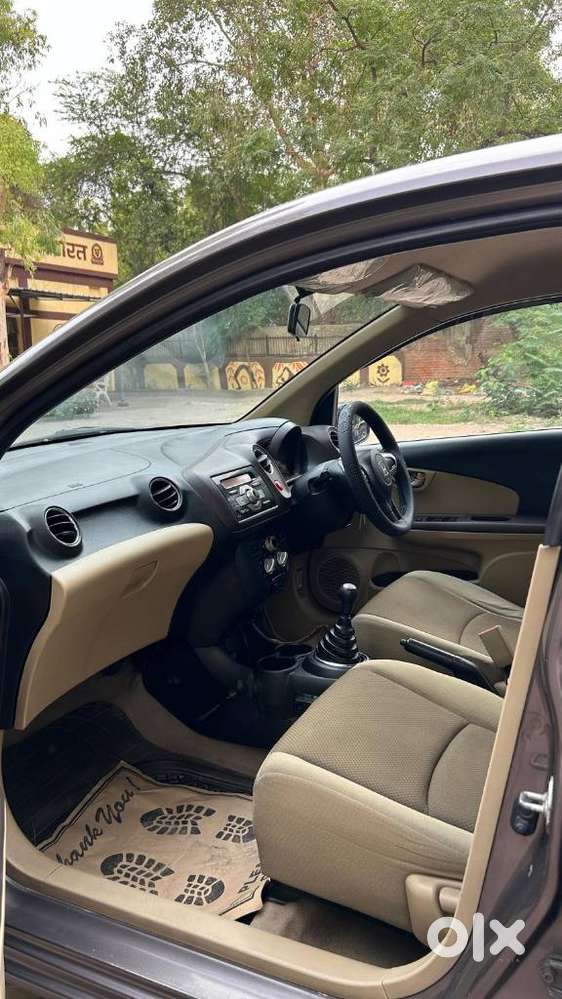 Honda Brio V Mt, 2012, Petrol