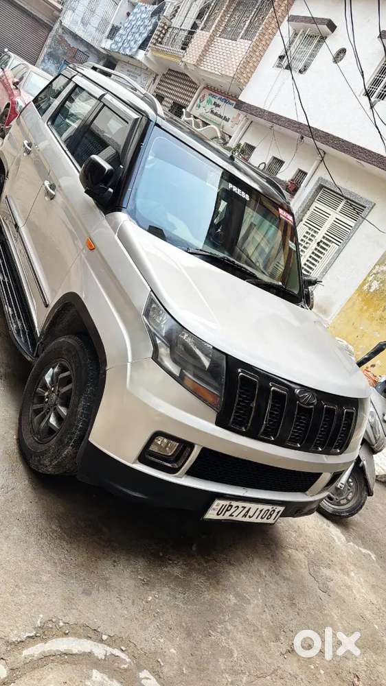 Mahindra Tuv 300 2017