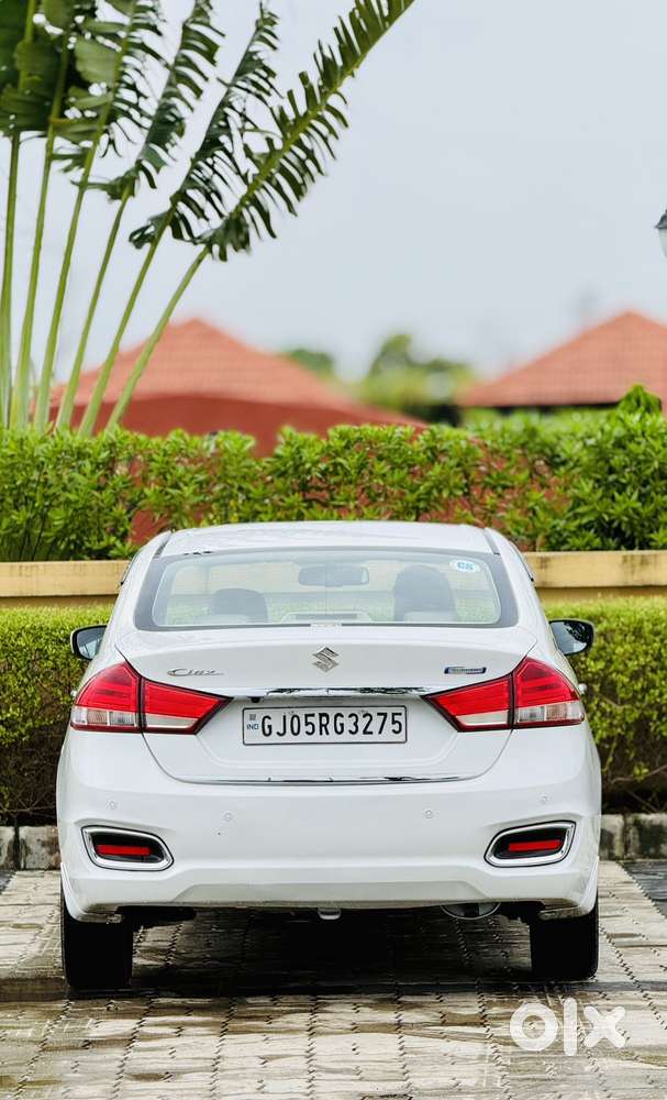 Maruti Suzuki Ciaz Smart Hybrid Alpha , 2019, Diesel