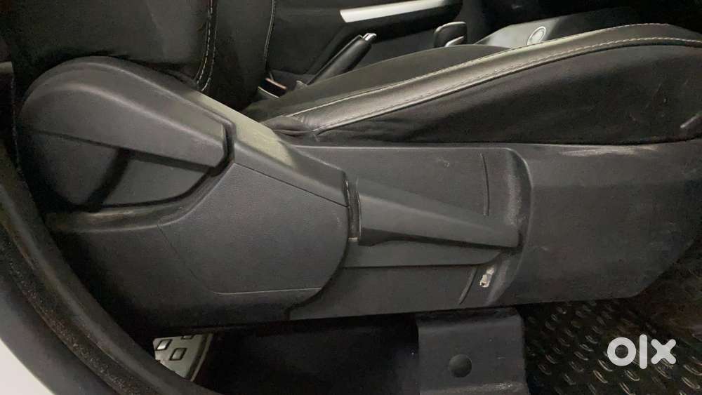 Nissan Magnite 1.0 Xv Premium Turbo Cvt, 2021, Petrol