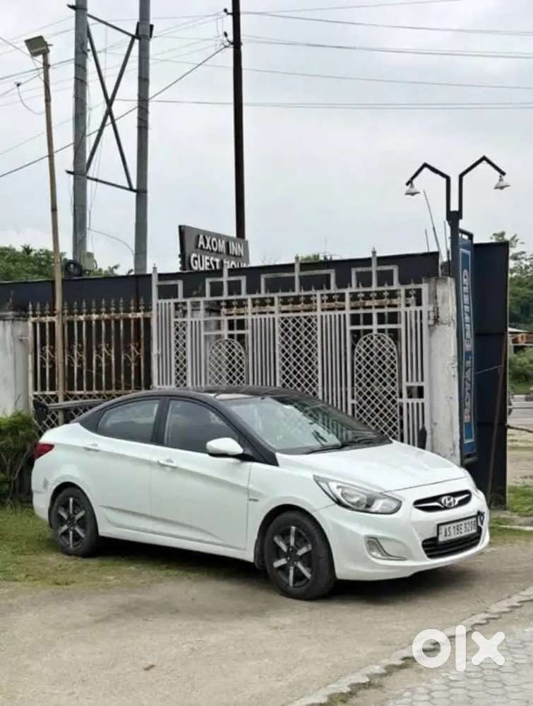 2013 Hyundai Verna Manual Petrol Car