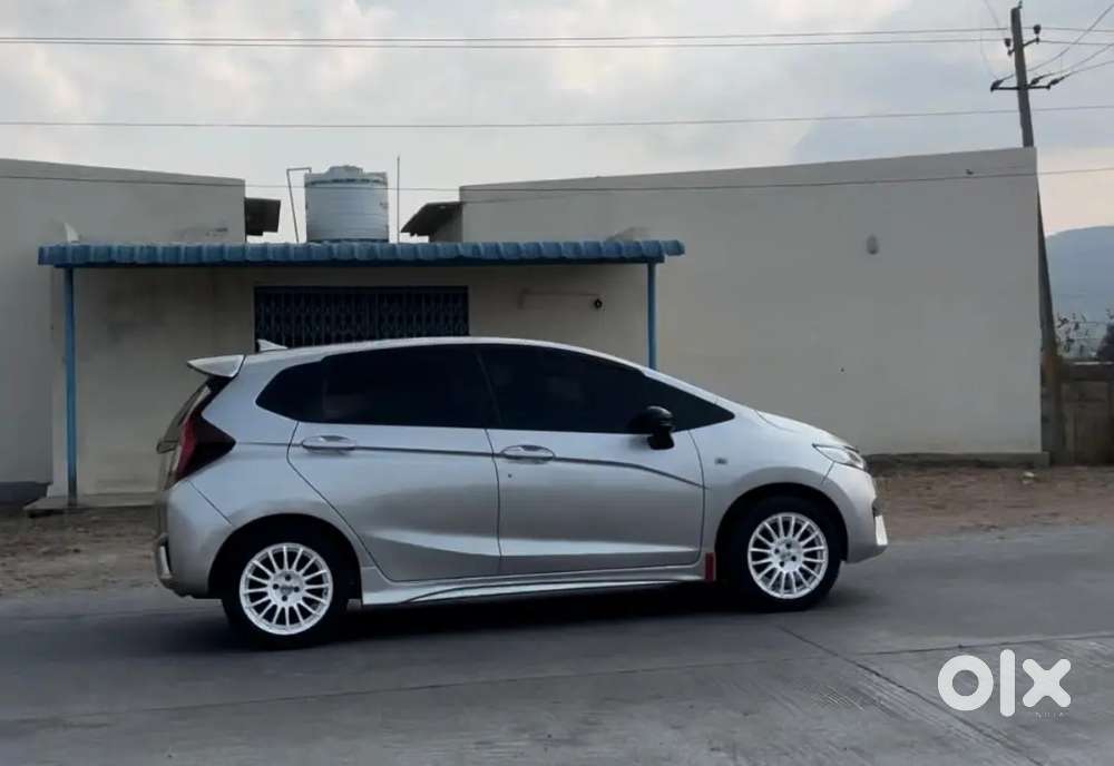 Honda Jazz Diesel Sv Mt 2016