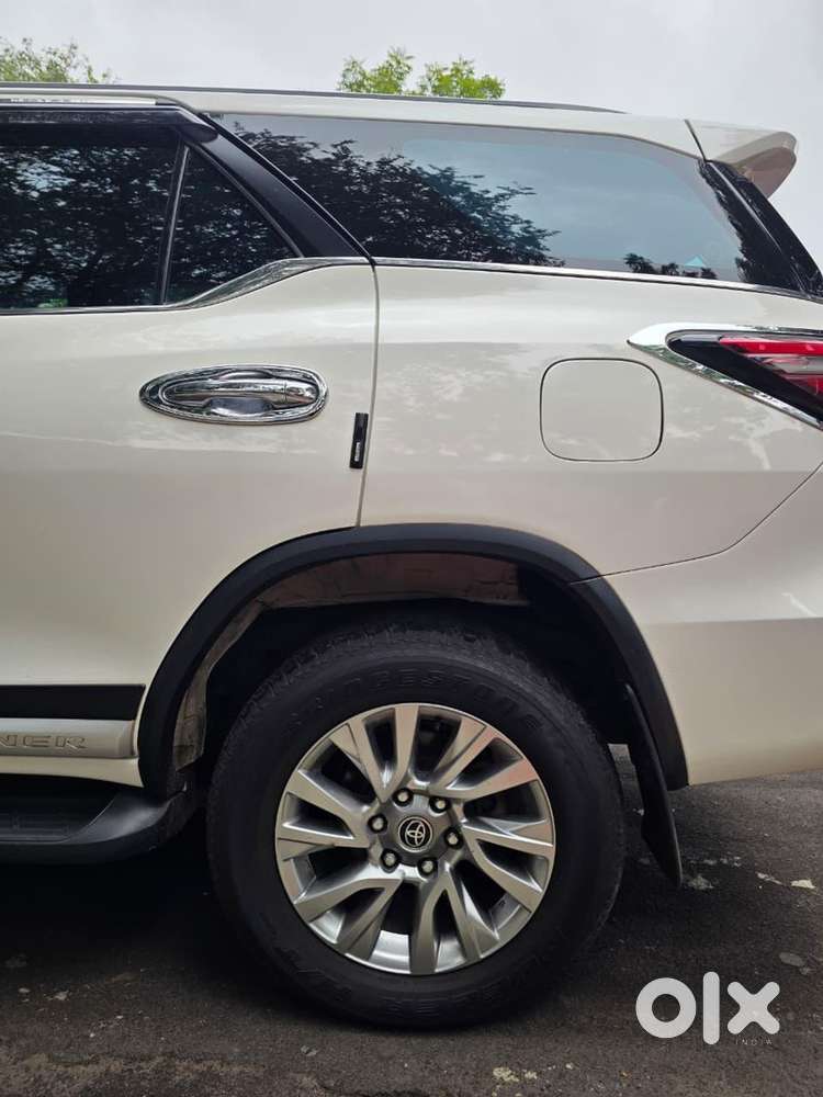 Toyota Fortuner 2024 Diesel At