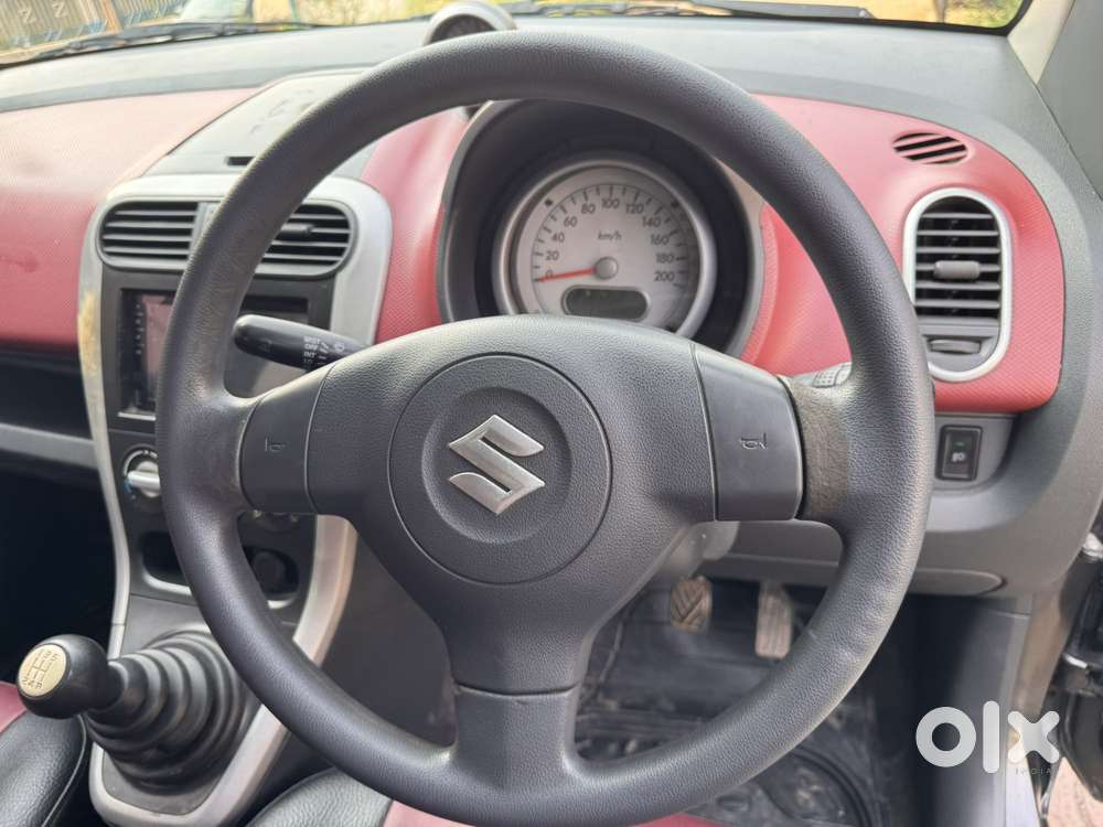 Maruti Suzuki Ritz Vxi, 2013, Petrol