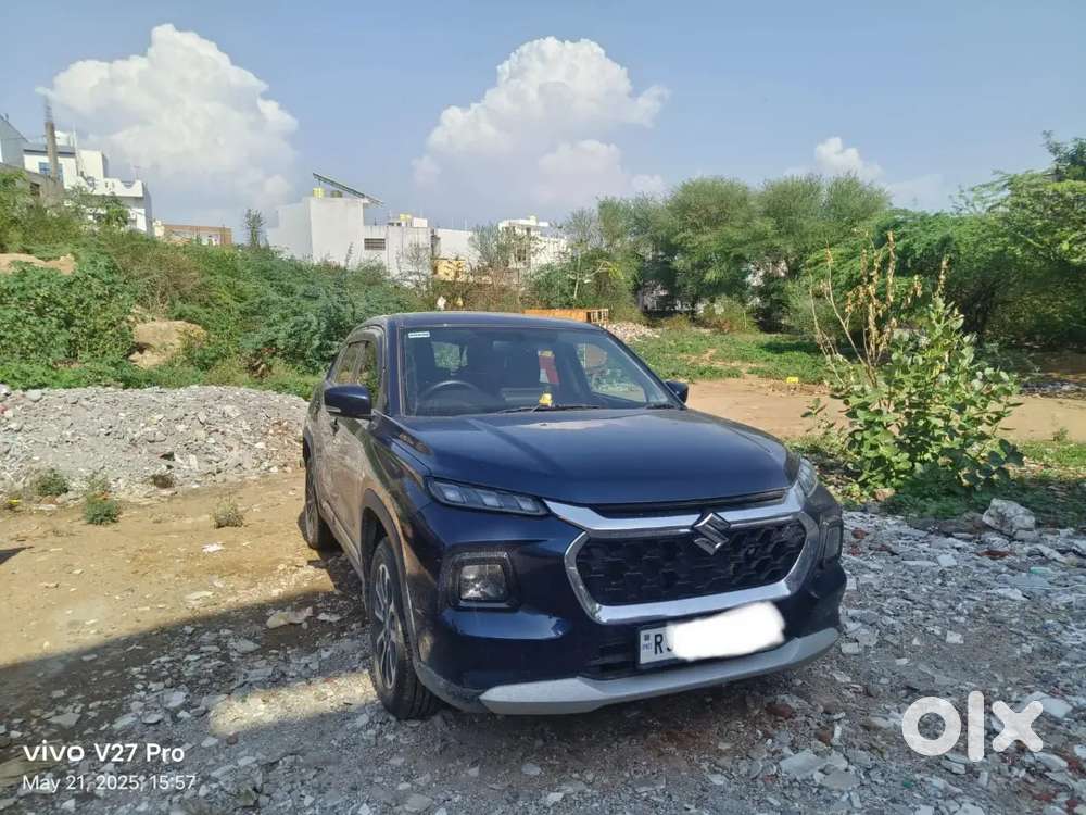 Maruti Suzuki Grand Vitara 2023 Petrol Well Maintained