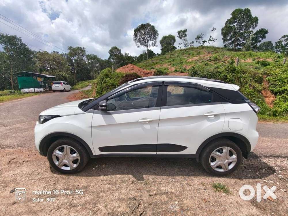 Tata Nexon 1.2 Revotron Xz, 2020, Petrol