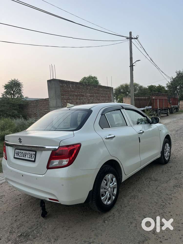 Maruti Suzuki Swift Dzire Lxi Option, 2020, Petrol