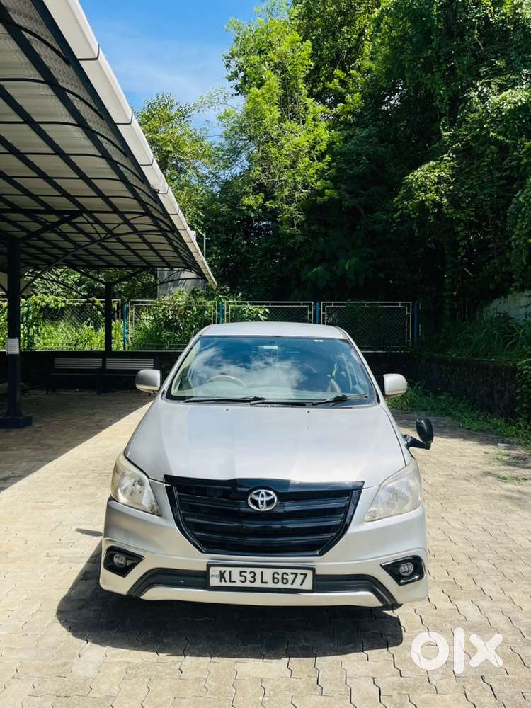 Toyota Innova Diesel 2012