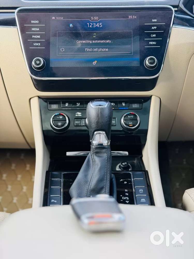 Skoda Superb 2.0 L&k Tsi At, 2020, Petrol