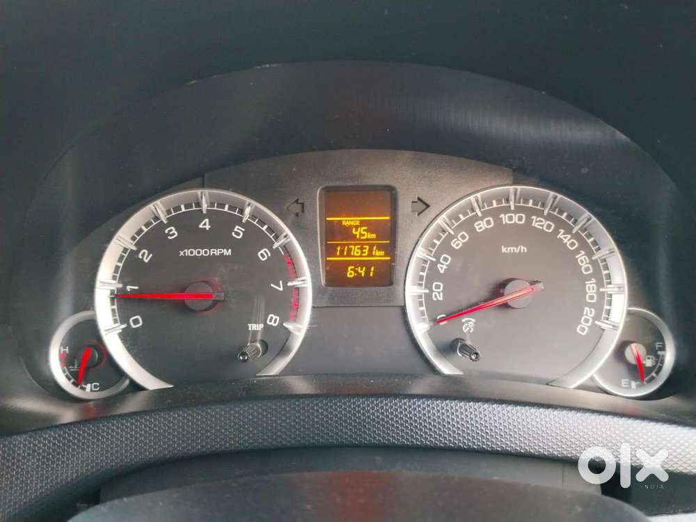 Maruti Suzuki Swift Vxi Optional, 2016, Petrol