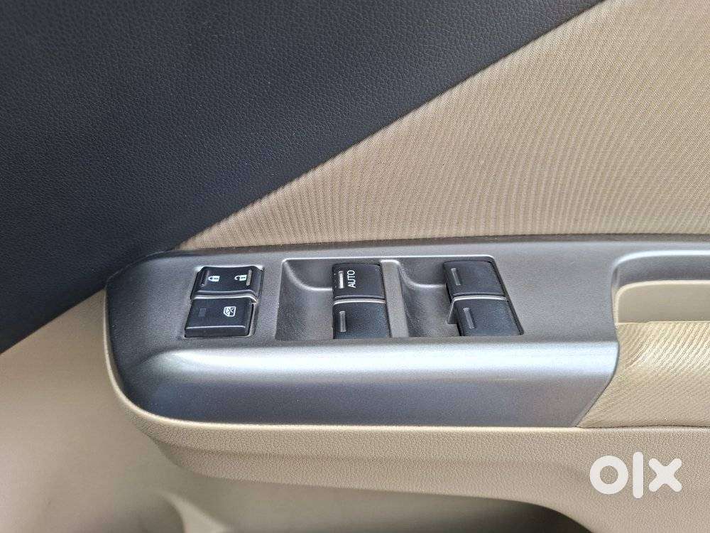 Honda City 1.5 V 4th Gen I-vtec Mt, 2016, Petrol