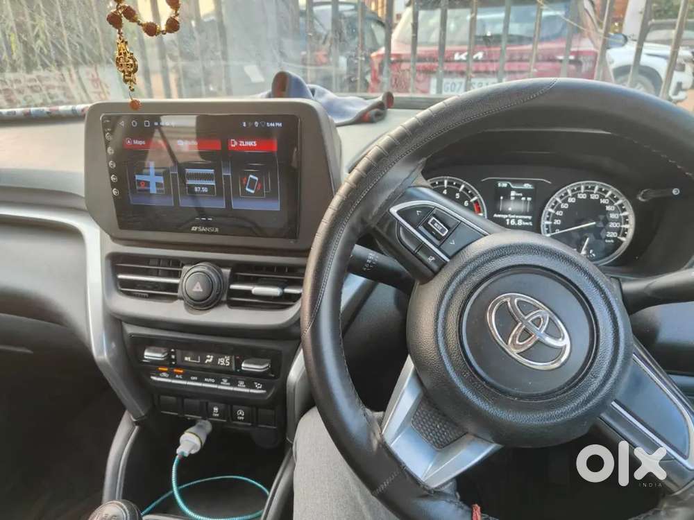 Toyota Urban Cruiser Hyryder 2024 With 42000 Km Driven