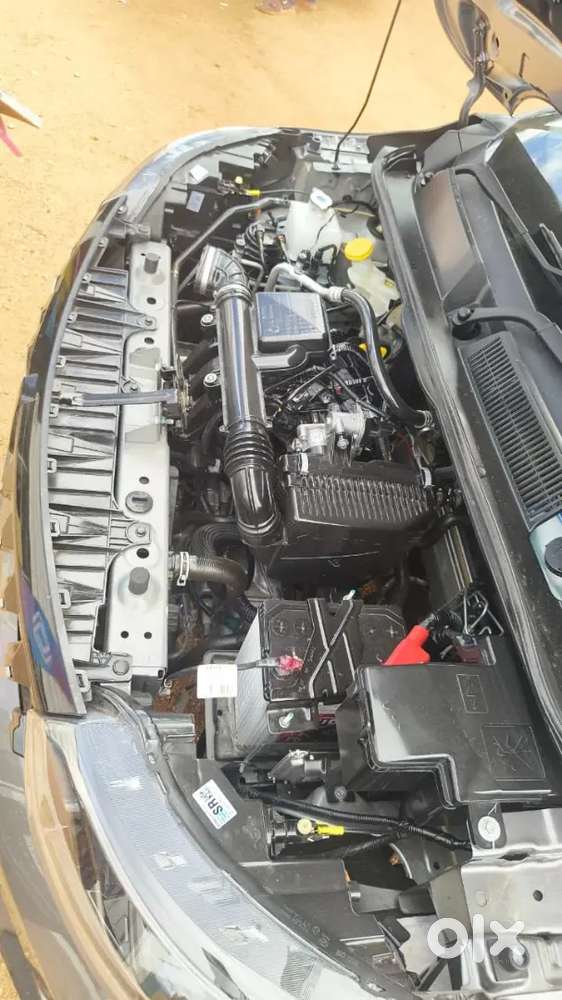 2026 Renault Triber Emotion Top End 2000 Km  Single Owner  Like New