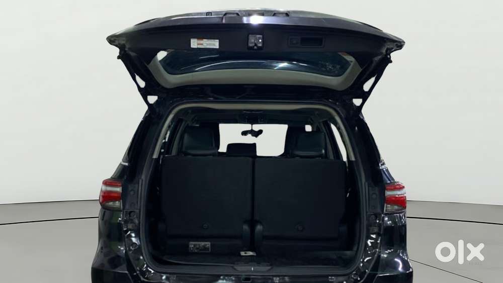 Toyota Fortuner [2021-ongoing] 2.8 2wd Diesel Mt, 2024, Diesel