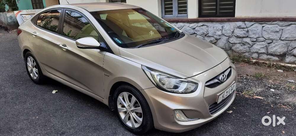 2012 January Registered Hyundai Fluidic Verna 1.6 Sx Crdi, Manual