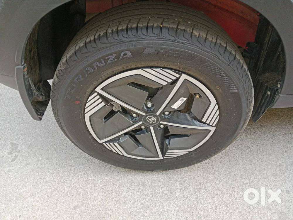 Tata Nexon Creative Plus 1.2 Revotron Petrol 7dca, 2023, Petrol