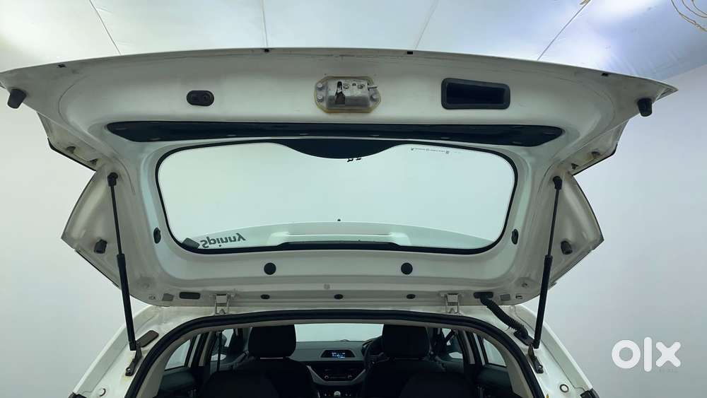 Tata Nexon 1.2 Revotron Xm, 2019, Petrol