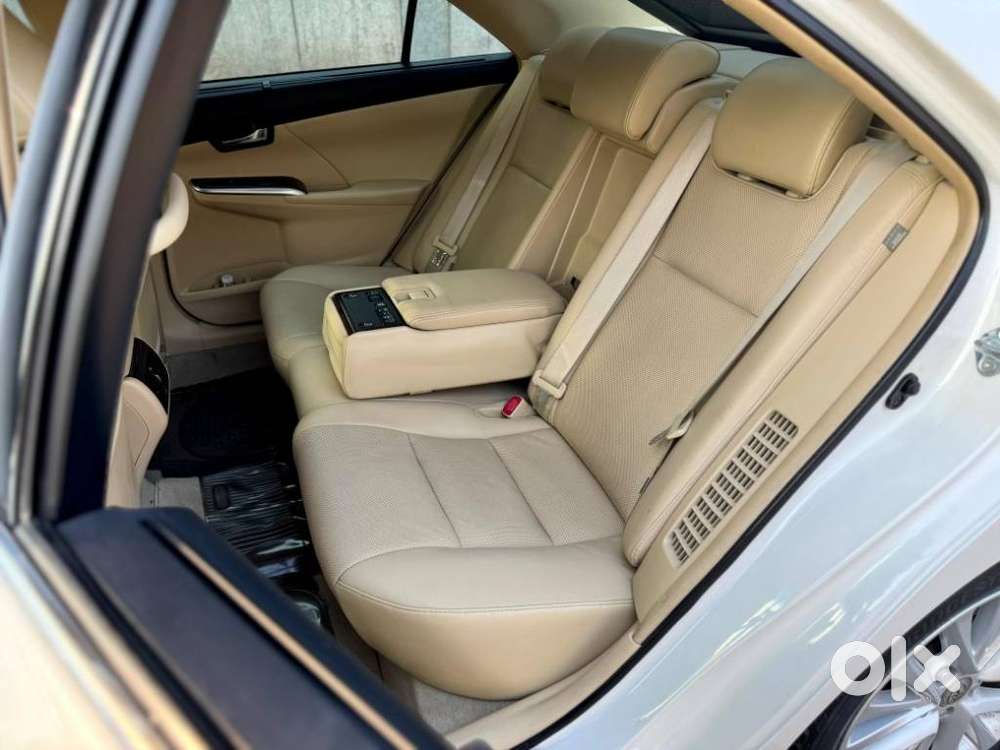 Toyota Camry Hybrid, 2017, Petrol