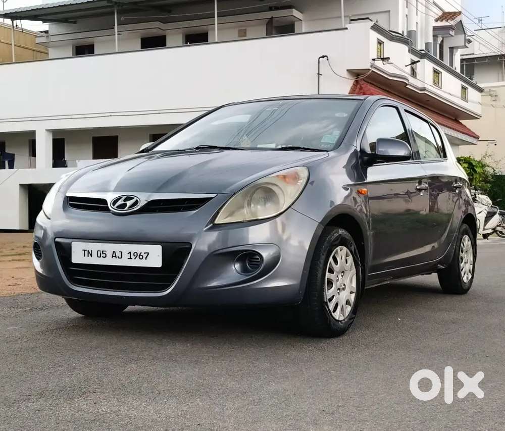Hyundai I20 Magna Petrol 2011