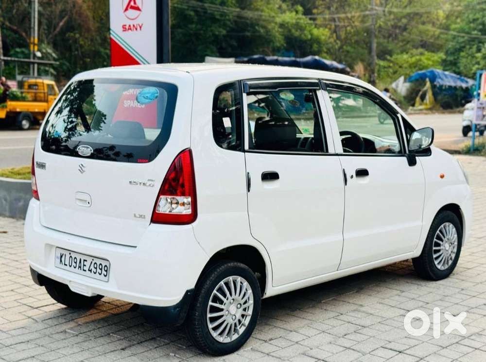 Maruti Suzuki Zen Estilo Lxi Bs Iv, 2013, Petrol