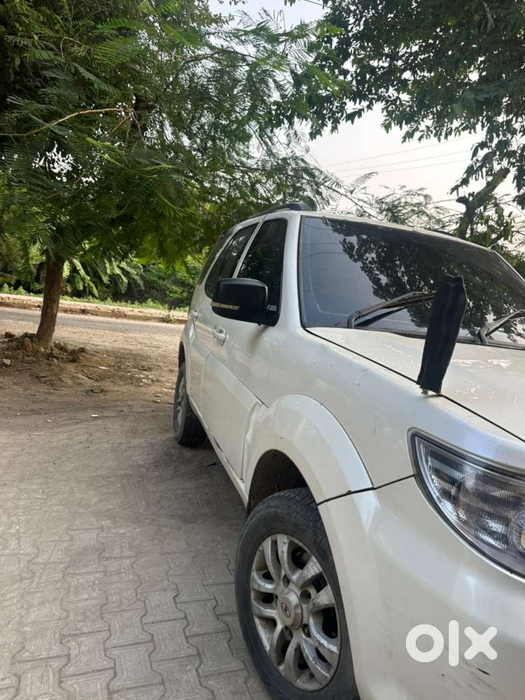 Tata Safari Storme Diesel 2013