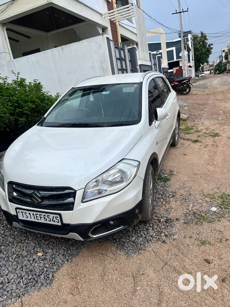 Maruti Suzuki S-cross 2016 Diesel Good Condition