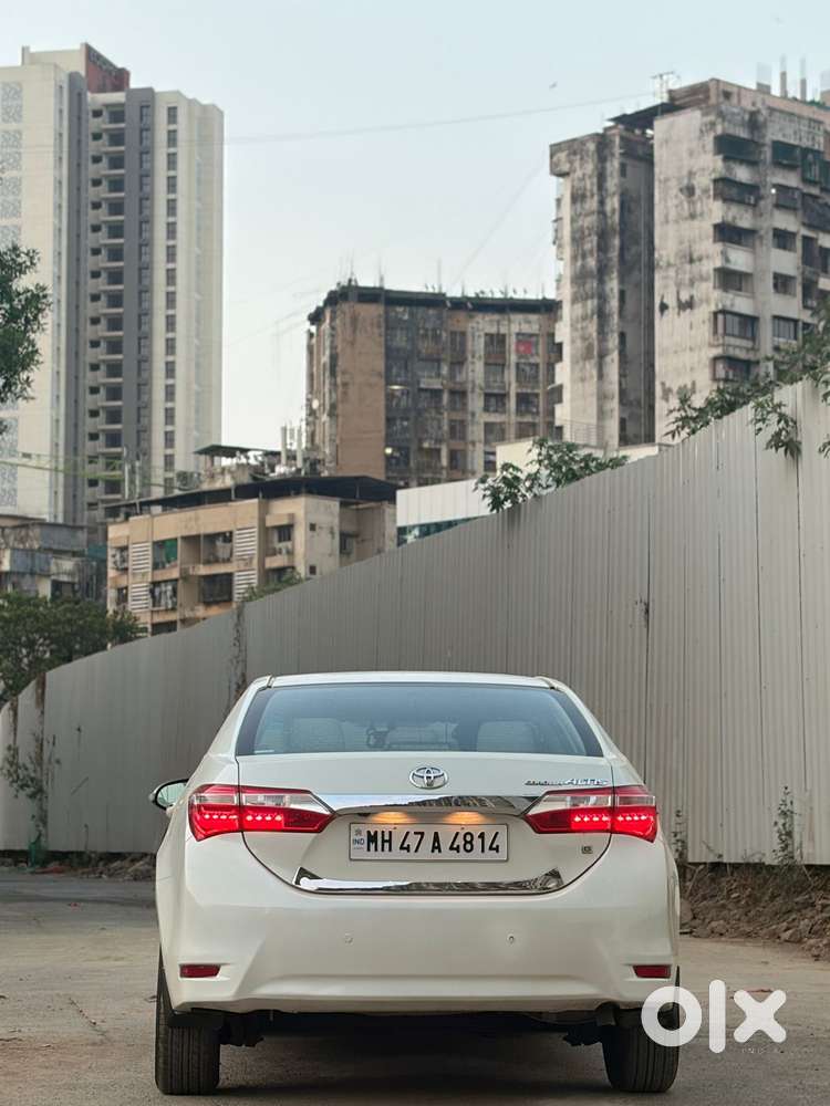 Toyota Corolla Altis 2013-2017 G At, 2015, Petrol