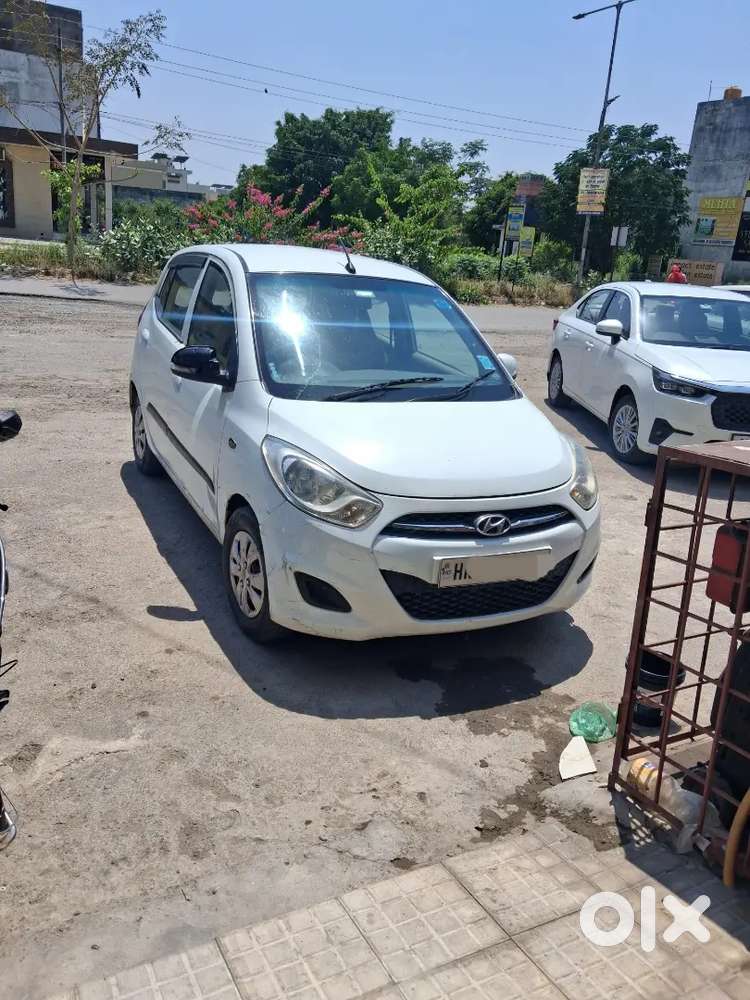 Hyundai I10 2011 Petrol 72000 Km Driven, Passing Expired