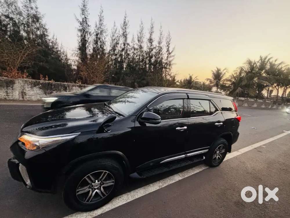 Toyota Fortuner Diesel 2019 Mt Black Lover
