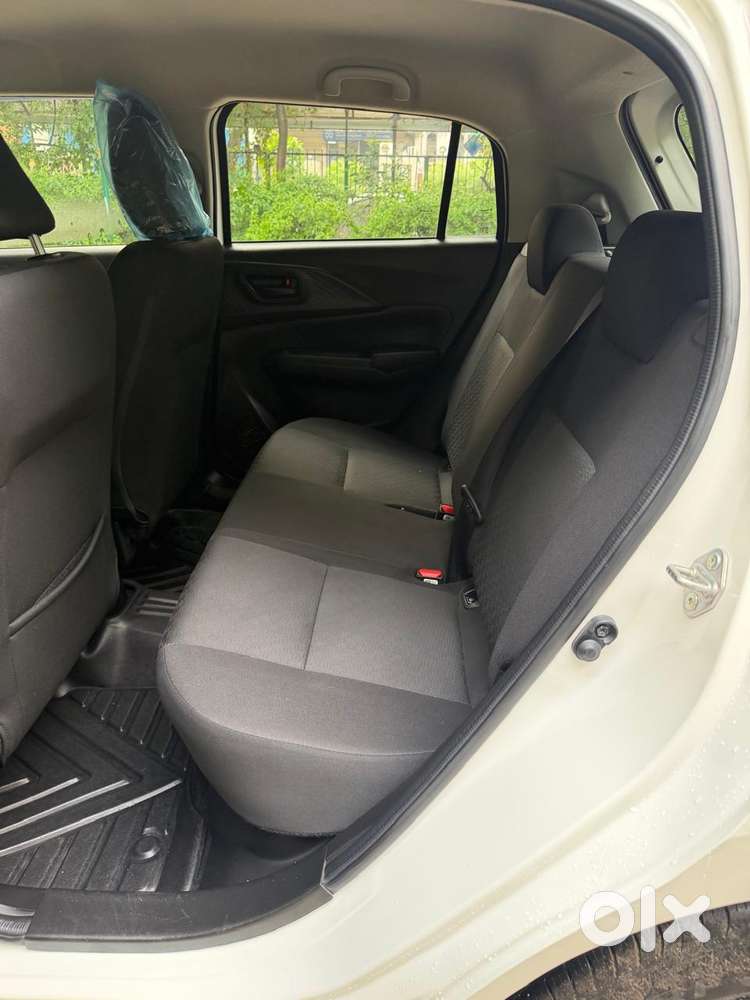 Maruti Suzuki Swift Lxi Optional-o, 2026, Petrol