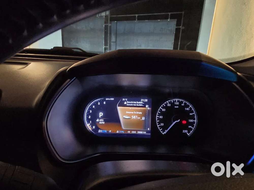 Tata Safari 2021