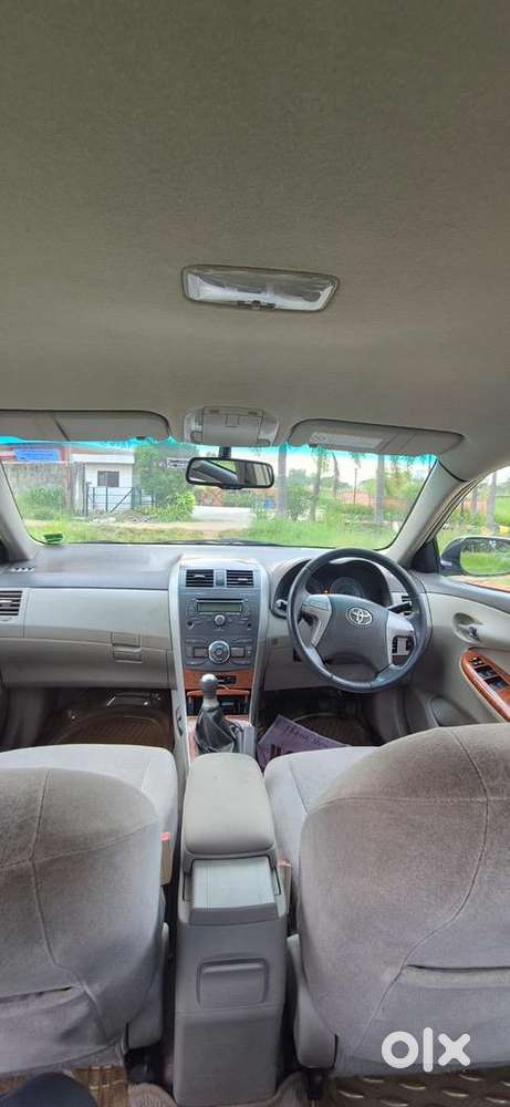 Corolla Altis