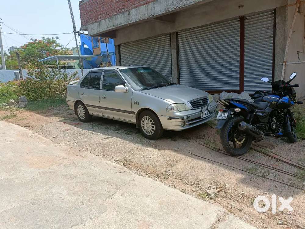 Maruti Suzuki Esteem 2006