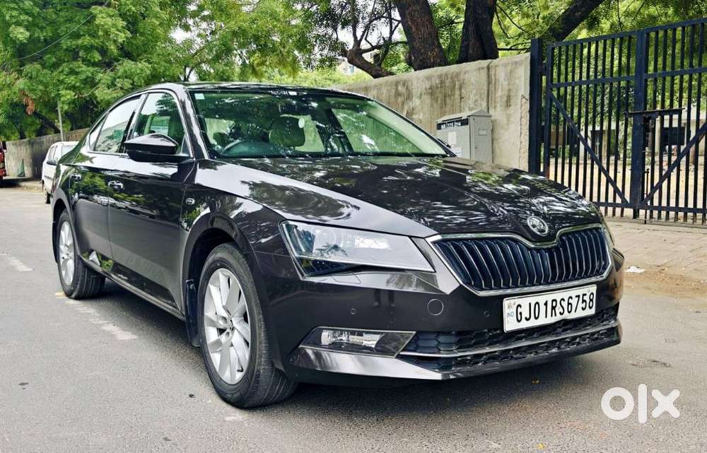 Skoda Superb 2.0 Tsi At L&k, 2016, Petrol