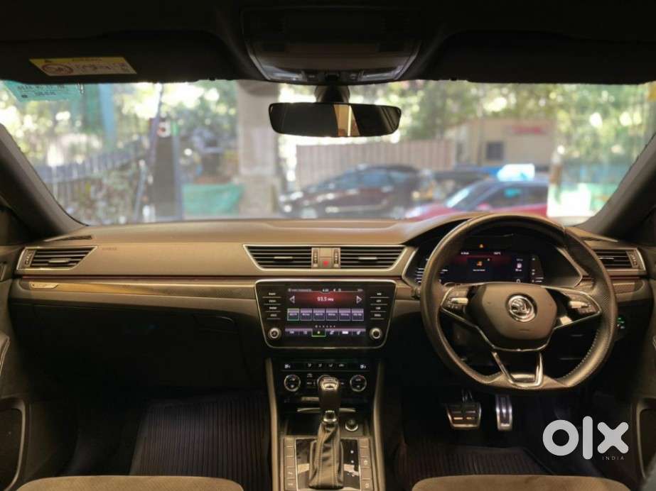 Skoda Superb [2020-ongoing] 1.8 Sportline, 2022, Petrol