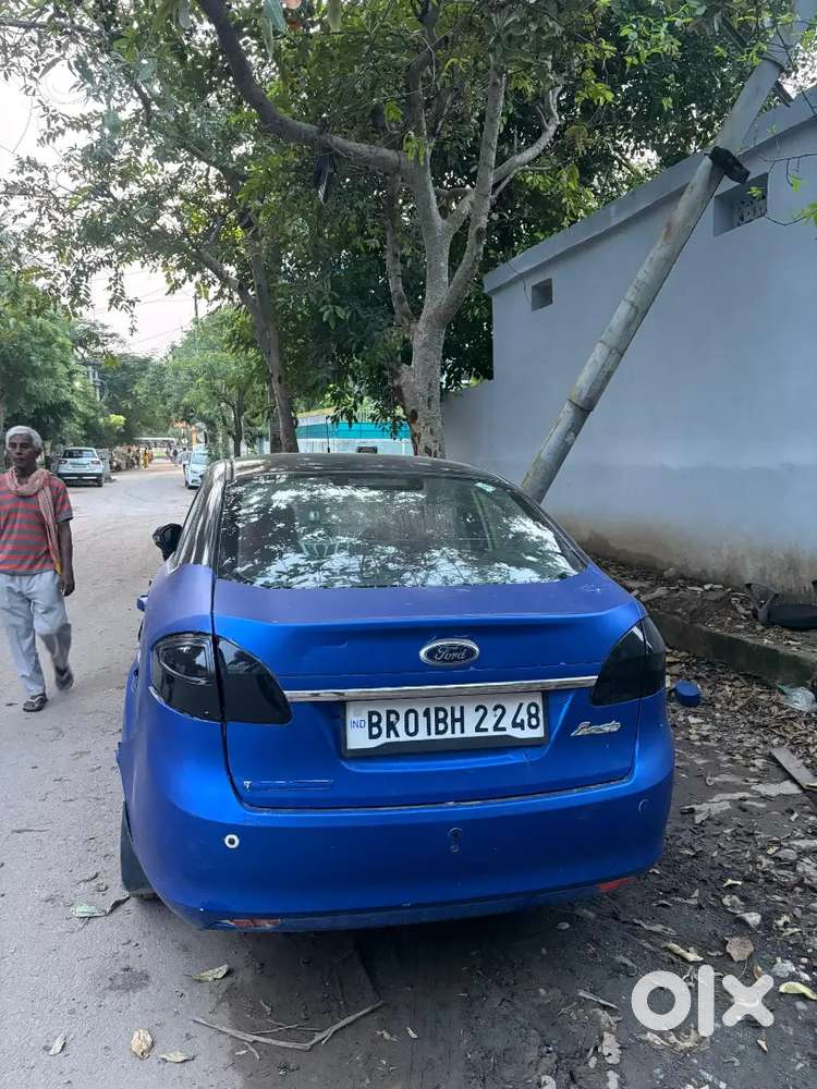 Ford Fiesta Cng And Heavy Music System Installed