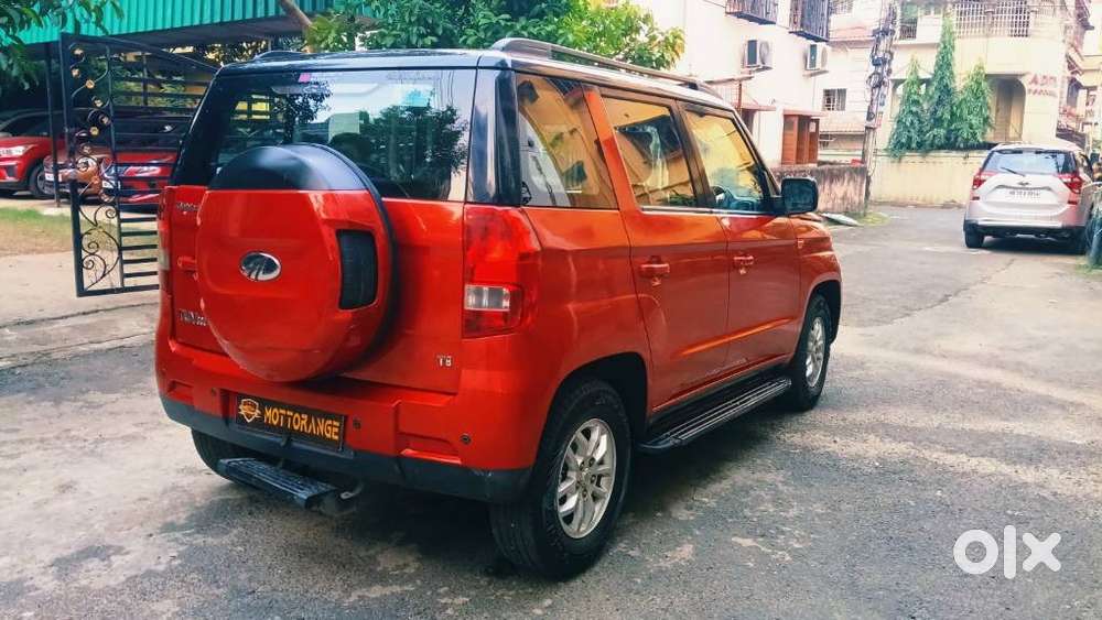 Mahindra Tuv 300 Mhawk100 T8 Dual Tone, 2018, Diesel