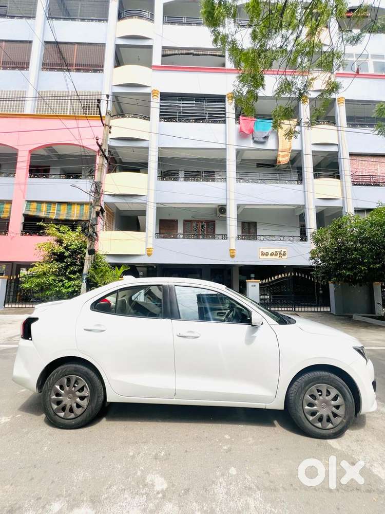 Maruti Suzuki Dzire 1.2 Vxi, 2024, Petrol