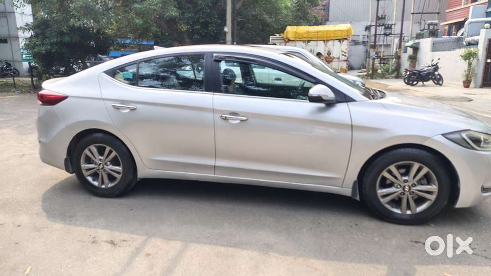 Hyundai Elantra 1.6 Sx Option At, 2017, Petrol