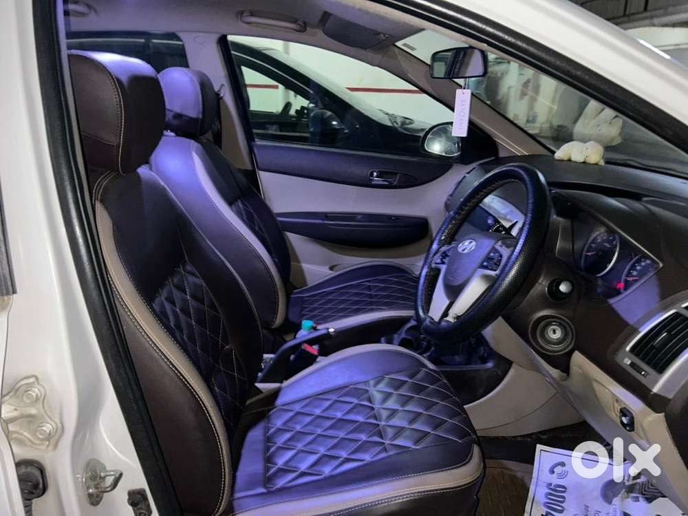 Hyundai 2012 Manual Car