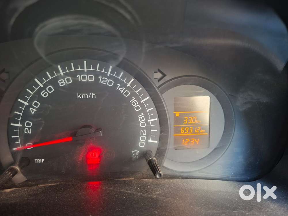 Maruti Suzuki Swift 1.2 Lxi (o), 2016, Cng & Hybrids