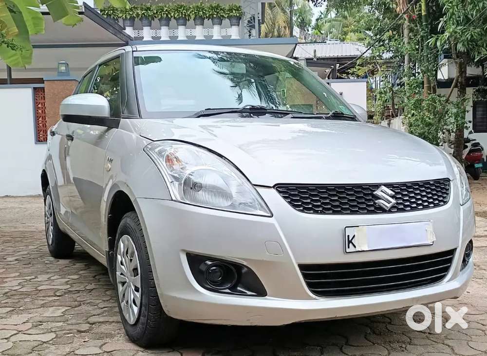 Low Km Driven Single Owner Swift Lxi Full Correct Service