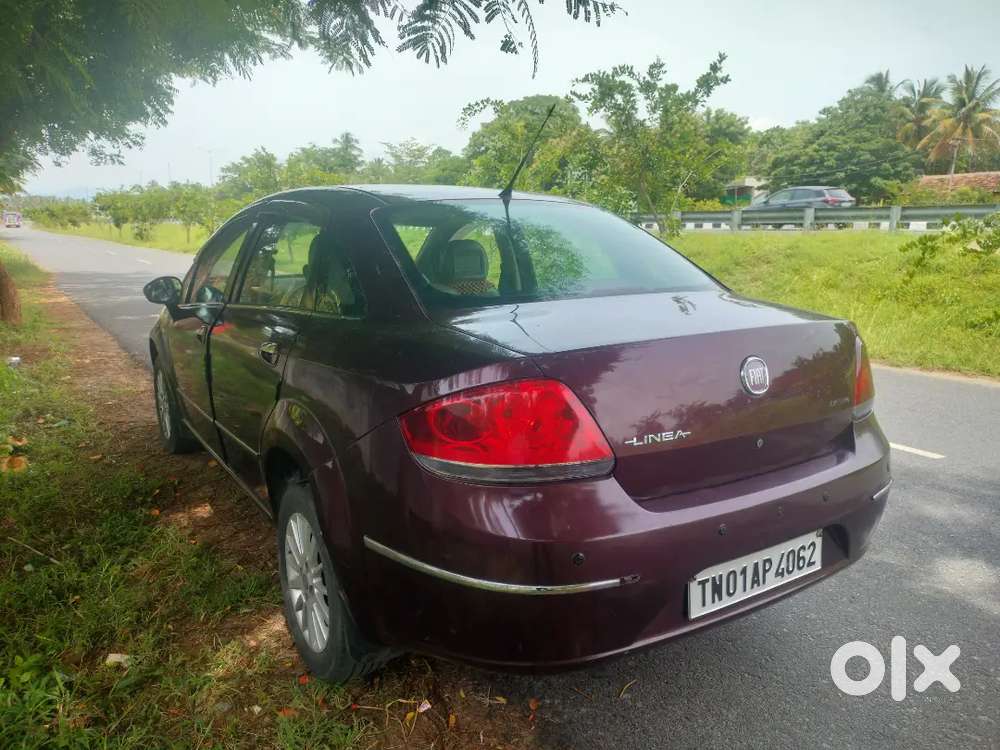 A Comfortable And Luxurious Car.