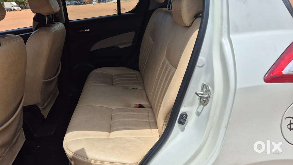 Maruti Suzuki Swift Ddis Zdi, 2011, Diesel