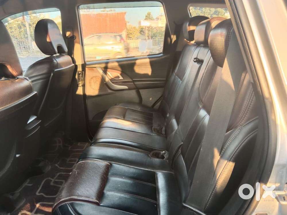 Mahindra Xuv500 W8, 2015, Diesel